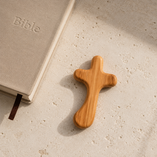 Comfort Holding Cross Olive Wood