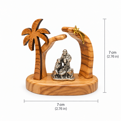 Small olive wood Holy Family nativity scene, NS294, measuring 7 cm (2.76 in) high and wide